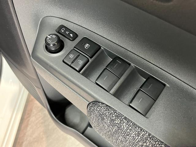 シエンタハイブリッドＺ　１０型ナビ　バックカメラ　前後ドラレコトヨタセーフティセンス　１０．５型フルセグナビ　バックカメラ　前後ドラレコ　ＵＳＢ　ＥＴＣ　レーダークルーズコントロール　両側電動スライドドア　ＬＥＤ　オートライト　オートエアコン　スマートキー（滋賀県）の中古車