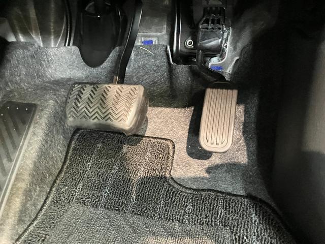 シエンタハイブリッドＺ　１０型ナビ　バックカメラ　前後ドラレコトヨタセーフティセンス　１０．５型フルセグナビ　バックカメラ　前後ドラレコ　ＵＳＢ　ＥＴＣ　レーダークルーズコントロール　両側電動スライドドア　ＬＥＤ　オートライト　オートエアコン　スマートキー（滋賀県）の中古車