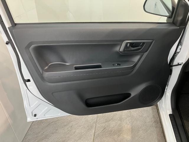 ミライースＬ　ＳＡIII　ＣＤステレオ　コーナーセンサー　キーレス衝突被害軽減ブレーキ　コーナーセンサー　バックカメラ（ナビ装着時用）　ＣＤステレオ　オートライト　マニュアルレベリング　マニュアルエアコン　キーレスエントリー　エコアイドル（滋賀県）の中古車