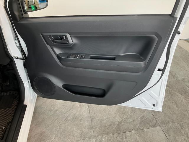 ミライースＬ　ＳＡIII　ＣＤステレオ　コーナーセンサー　キーレス衝突被害軽減ブレーキ　コーナーセンサー　バックカメラ（ナビ装着時用）　ＣＤステレオ　オートライト　マニュアルレベリング　マニュアルエアコン　キーレスエントリー　エコアイドル（滋賀県）の中古車