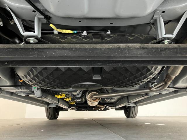 ミライースＬ　ＳＡIII　ＣＤステレオ　コーナーセンサー　キーレス衝突被害軽減ブレーキ　コーナーセンサー　バックカメラ（ナビ装着時用）　ＣＤステレオ　オートライト　マニュアルレベリング　マニュアルエアコン　キーレスエントリー　エコアイドル（滋賀県）の中古車