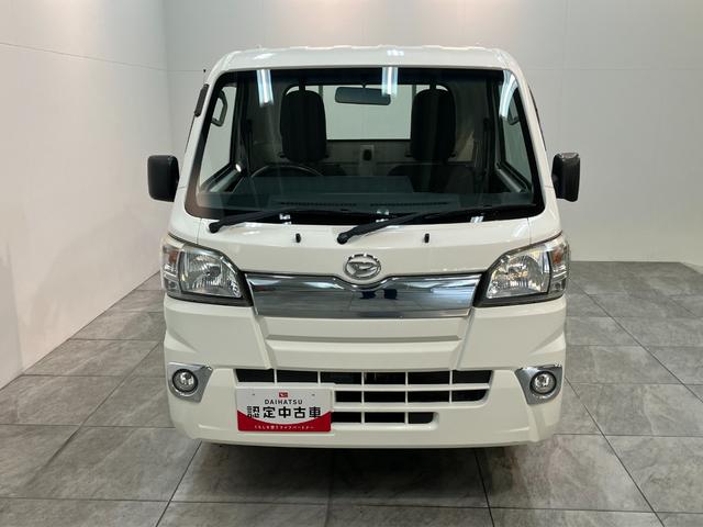 ハイゼットトラックスタンダード　５ＭＴ　４ＷＤ　キーレス　パワーウインドウパートタイム４ＷＤ　ＡＭ／ＦＭラジオ　マニュアルエアコン　マニュアルレベリング　キーレスエントリー　パワーウインドウ　５速マニュアルミッション車　タイヤ４本新品交換済み（滋賀県）の中古車