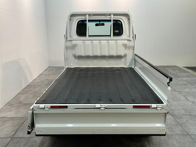 ハイゼットトラックスタンダード　５ＭＴ　４ＷＤ　キーレス　パワーウインドウパートタイム４ＷＤ　ＡＭ／ＦＭラジオ　マニュアルエアコン　マニュアルレベリング　キーレスエントリー　パワーウインドウ　５速マニュアルミッション車　タイヤ４本新品交換済み（滋賀県）の中古車