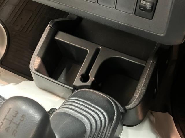 ハイゼットトラックスタンダード　５ＭＴ　４ＷＤ　キーレス　パワーウインドウパートタイム４ＷＤ　ＡＭ／ＦＭラジオ　マニュアルエアコン　マニュアルレベリング　キーレスエントリー　パワーウインドウ　５速マニュアルミッション車　タイヤ４本新品交換済み（滋賀県）の中古車