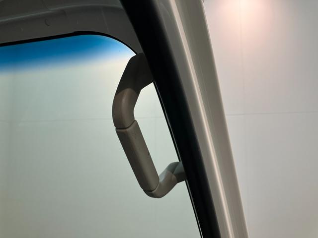 ハイゼットトラックスタンダード　５ＭＴ　４ＷＤ　キーレス　パワーウインドウパートタイム４ＷＤ　ＡＭ／ＦＭラジオ　マニュアルエアコン　マニュアルレベリング　キーレスエントリー　パワーウインドウ　５速マニュアルミッション車　タイヤ４本新品交換済み（滋賀県）の中古車