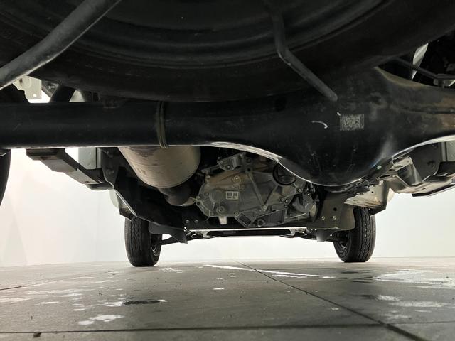 ハイゼットトラックスタンダード　５ＭＴ　４ＷＤ　キーレス　パワーウインドウパートタイム４ＷＤ　ＡＭ／ＦＭラジオ　マニュアルエアコン　マニュアルレベリング　キーレスエントリー　パワーウインドウ　５速マニュアルミッション車　タイヤ４本新品交換済み（滋賀県）の中古車