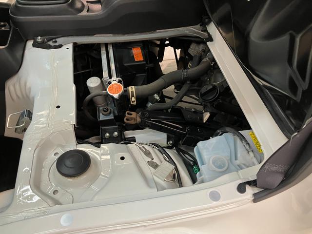 ハイゼットトラックスタンダード　５ＭＴ　４ＷＤ　キーレス　パワーウインドウパートタイム４ＷＤ　ＡＭ／ＦＭラジオ　マニュアルエアコン　マニュアルレベリング　キーレスエントリー　パワーウインドウ　５速マニュアルミッション車　タイヤ４本新品交換済み（滋賀県）の中古車