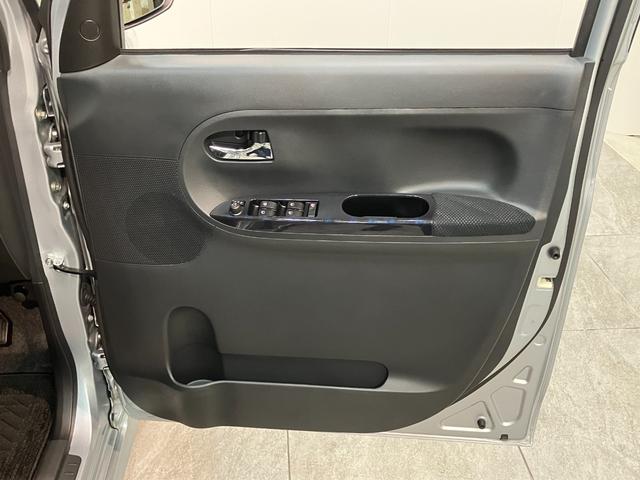 タントカスタムＸトップエディションＳＡ３　８型ナビ　バックカメラ衝突被害軽減ブレーキ　フルセグナビ　バックカメラ　ドラレコ　ＤＶＤ再生　Ｂｌｕｅｔｏｏｔｈ　ＵＳＢ　左側電動スライドドア　シートヒーター　ＬＥＤ　オートエアコン　エコアイドル　タイヤ４本新品交換済み（滋賀県）の中古車