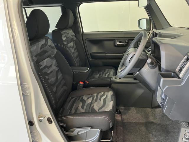 タフトＧダーククロムベンチャー　レーダークルコン　届出済未使用車衝突被害軽減ブレーキ　コーナーセンサー　バックカメラ（ナビ装着時用）　前席シートヒーター　スカイフィールトップ　ＬＥＤ　レーダークルーズコントロール　オートエアコン　スマートキー　エコアイドル（滋賀県）の中古車