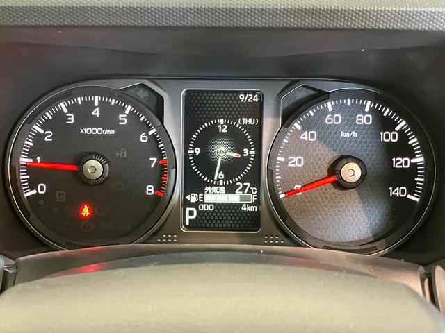 タフトＧダーククロムベンチャー　レーダークルコン　届出済未使用車衝突被害軽減ブレーキ　コーナーセンサー　バックカメラ（ナビ装着時用）　前席シートヒーター　スカイフィールトップ　ＬＥＤ　レーダークルーズコントロール　オートエアコン　スマートキー　エコアイドル（滋賀県）の中古車