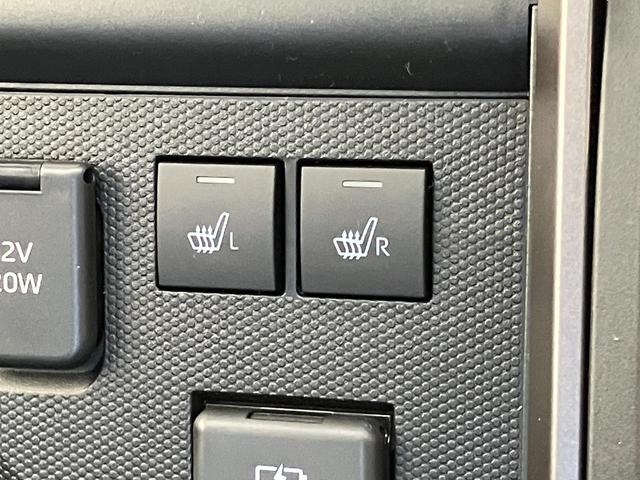 タフトＧダーククロムベンチャー　レーダークルコン　届出済未使用車衝突被害軽減ブレーキ　コーナーセンサー　バックカメラ（ナビ装着時用）　前席シートヒーター　スカイフィールトップ　ＬＥＤ　レーダークルーズコントロール　オートエアコン　スマートキー　エコアイドル（滋賀県）の中古車