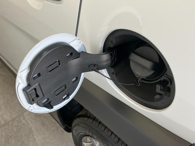 タフトＧダーククロムベンチャー　レーダークルコン　届出済未使用車衝突被害軽減ブレーキ　コーナーセンサー　バックカメラ（ナビ装着時用）　前席シートヒーター　スカイフィールトップ　ＬＥＤ　レーダークルーズコントロール　オートエアコン　スマートキー　エコアイドル（滋賀県）の中古車