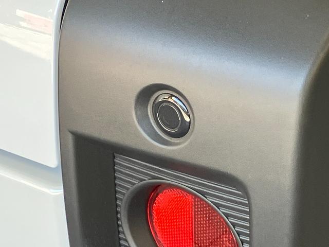 タフトＧダーククロムベンチャー　レーダークルコン　届出済未使用車衝突被害軽減ブレーキ　コーナーセンサー　バックカメラ（ナビ装着時用）　前席シートヒーター　スカイフィールトップ　ＬＥＤ　レーダークルーズコントロール　オートエアコン　スマートキー　エコアイドル（滋賀県）の中古車