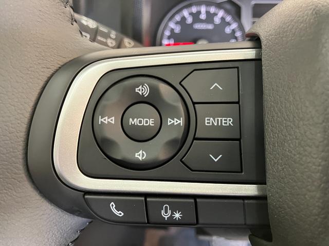 タフトＧダーククロムベンチャー　レーダークルコン　届出済未使用車衝突被害軽減ブレーキ　コーナーセンサー　バックカメラ（ナビ装着時用）　前席シートヒーター　スカイフィールトップ　ＬＥＤ　レーダークルーズコントロール　オートエアコン　スマートキー　エコアイドル（滋賀県）の中古車