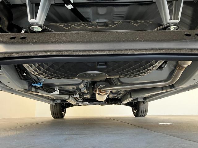 タフトＧダーククロムベンチャー　レーダークルコン　届出済未使用車衝突被害軽減ブレーキ　コーナーセンサー　バックカメラ（ナビ装着時用）　前席シートヒーター　スカイフィールトップ　ＬＥＤ　レーダークルーズコントロール　オートエアコン　スマートキー　エコアイドル（滋賀県）の中古車