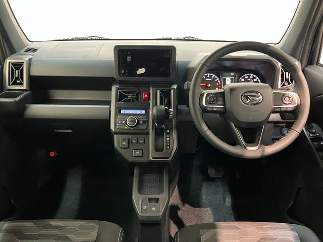 タフトＧダーククロムベンチャー　レーダークルコン　届出済未使用車衝突被害軽減ブレーキ　コーナーセンサー　バックカメラ（ナビ装着時用）　前席シートヒーター　スカイフィールトップ　レーダークルーズコントロール　ＬＥＤ　オートライト　オートエアコン　スマートキー（滋賀県）の中古車