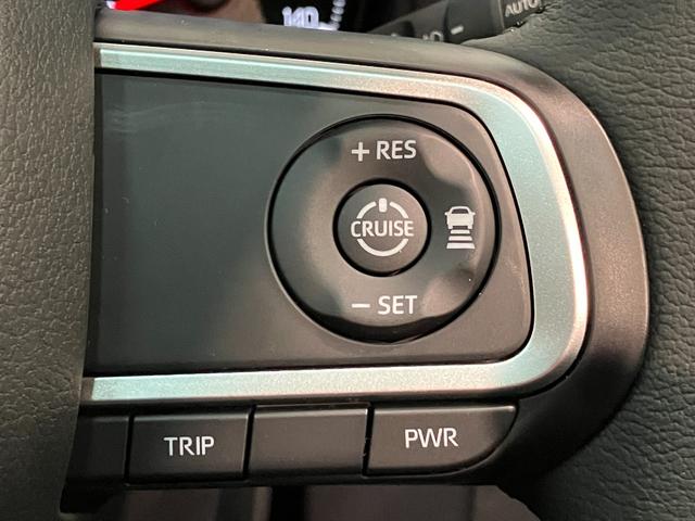 タフトＧダーククロムベンチャー　レーダークルコン　届出済未使用車衝突被害軽減ブレーキ　コーナーセンサー　バックカメラ（ナビ装着時用）　前席シートヒーター　スカイフィールトップ　レーダークルーズコントロール　ＬＥＤ　オートライト　オートエアコン　スマートキー（滋賀県）の中古車