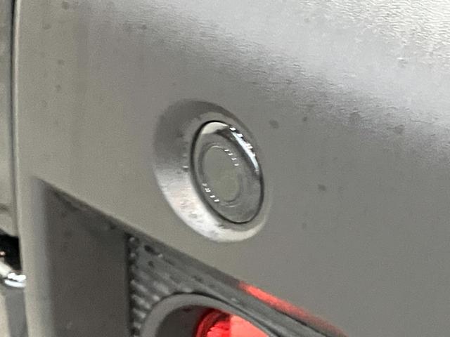 タフトＧダーククロムベンチャー　レーダークルコン　届出済未使用車衝突被害軽減ブレーキ　コーナーセンサー　バックカメラ（ナビ装着時用）　前席シートヒーター　スカイフィールトップ　レーダークルーズコントロール　ＬＥＤ　オートライト　オートエアコン　スマートキー（滋賀県）の中古車