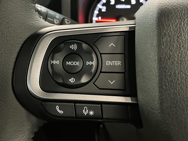 タフトＧダーククロムベンチャー　レーダークルコン　届出済未使用車衝突被害軽減ブレーキ　コーナーセンサー　バックカメラ（ナビ装着時用）　前席シートヒーター　スカイフィールトップ　レーダークルーズコントロール　ＬＥＤ　オートライト　オートエアコン　スマートキー（滋賀県）の中古車