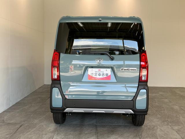 タントファンクロス　コーナーセンサー　ＬＥＤ　届出済未使用車衝突被害軽減ブレーキ　コーナーセンサー　バックカメラ（ナビ装着時用）　両側電動スライドドア　前席シートヒーター　電動パーキングブレーキ　ＬＥＤ　オートライト　オートエアコン　スマートキー　エコアイドル（滋賀県）の中古車