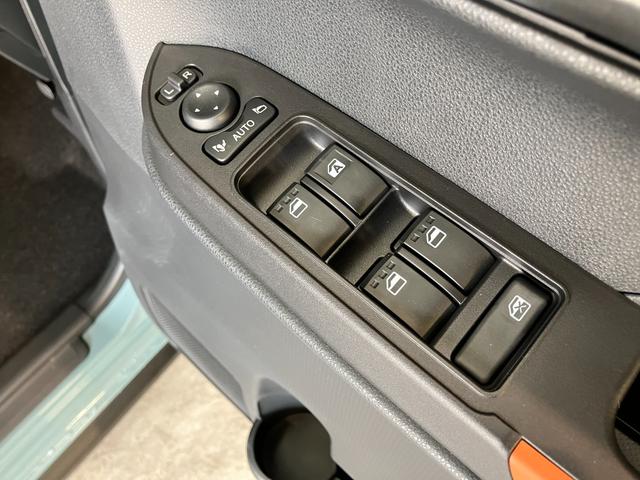 タントファンクロス　コーナーセンサー　ＬＥＤ　届出済未使用車衝突被害軽減ブレーキ　コーナーセンサー　バックカメラ（ナビ装着時用）　両側電動スライドドア　前席シートヒーター　電動パーキングブレーキ　ＬＥＤ　オートライト　オートエアコン　スマートキー　エコアイドル（滋賀県）の中古車