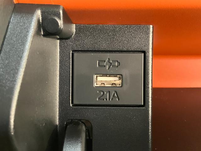 タントファンクロス　コーナーセンサー　ＬＥＤ　届出済未使用車衝突被害軽減ブレーキ　コーナーセンサー　バックカメラ（ナビ装着時用）　両側電動スライドドア　前席シートヒーター　電動パーキングブレーキ　ＬＥＤ　オートライト　オートエアコン　スマートキー　エコアイドル（滋賀県）の中古車