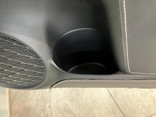 プリウスＰＨＶＳ　ＧＲスポーツ　９型ナビ　バックカメラ　ドラレコトヨタセーフティセンス　９型フルセグナビ　バックカメラ　ドラレコ　ＥＴＣ　ＤＶＤ再生　Ｂｌｕｅｔｏｏｔｈ　ＵＳＢ　シートヒーター　レーダークルーズコントロール　ＬＥＤ　オートライト　充電ケーブル（滋賀県）の中古車