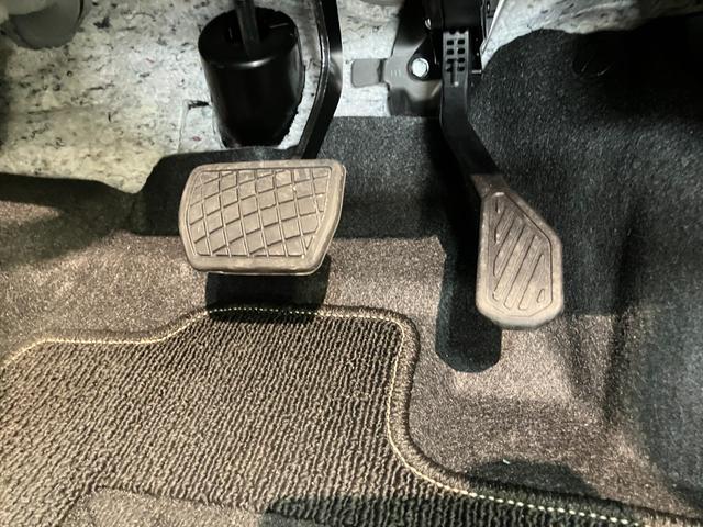 タントファンクロスターボ 9型ディスプレイオーディオ バックカメラ衝突被害軽減ブレーキ コーナーセンサー 9型ディスプレイオーディオ フルセグ Bluetooth USB バックカメラ 両側電動スライドドア 前席シートヒーター LED スマートキー エコアイドル(滋賀県)の中古車