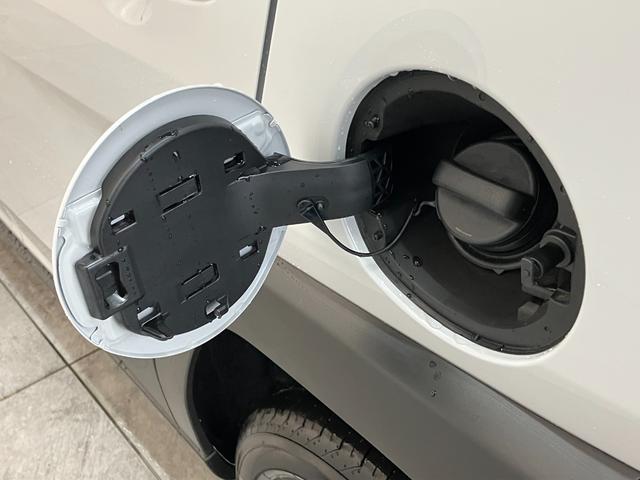 タフトＧ　レーダークルコン　シートヒーター　ＬＥＤ　届出済未使用車衝突被害軽減ブレーキ　コーナーセンサー　バックカメラ（ナビ装着時用）　前席シートヒーター　スカイフィールトップ　ＬＥＤ　レーダクルーズコントロール　オートエアコン　スマートキー　エコアイドル（滋賀県）の中古車