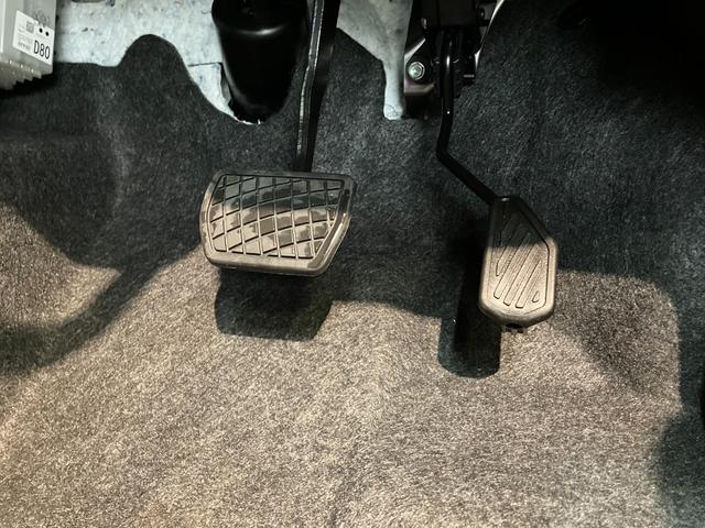 タフトＧ　レーダークルコン　シートヒーター　ＬＥＤ　届出済未使用車衝突被害軽減ブレーキ　コーナーセンサー　バックカメラ（ナビ装着時用）　前席シートヒーター　スカイフィールトップ　ＬＥＤ　レーダクルーズコントロール　オートエアコン　スマートキー　エコアイドル（滋賀県）の中古車