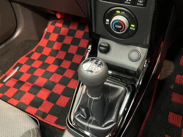 コペンGR スポーツ 5MT ターボ レカロシート BBSアルミ電動オープンルーフ GR専用サスペンション MOMO製ハンドル レカロシート BBS製アルミホイール シートヒーター LEDヘッドライト オートライト オートエアコン スマートキー ターボ(滋賀県)の中古車