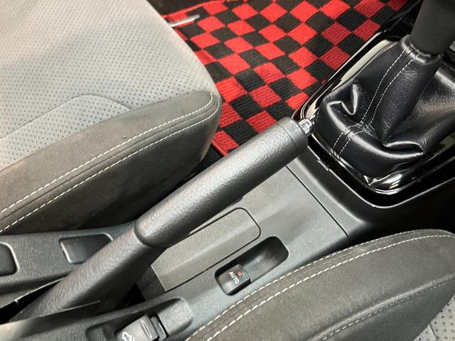 コペンGR スポーツ 5MT ターボ レカロシート BBSアルミ電動オープンルーフ GR専用サスペンション MOMO製ハンドル レカロシート BBS製アルミホイール シートヒーター LEDヘッドライト オートライト オートエアコン スマートキー ターボ(滋賀県)の中古車