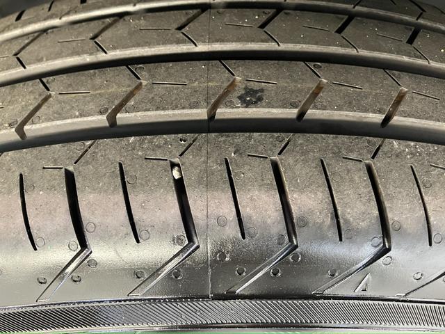 タフトＧ　ダーククロムベンチャー　レーダークルコン　届出済未使用車衝突被害軽減ブレーキ　コーナーセンサー　バックカメラ（ナビ装着時用）　前席シートヒーター　電動パーキング　クルーズコントロール　ＬＥＤ　オートライト　オートエアコン　スマートキー　エコアイドル（滋賀県）の中古車