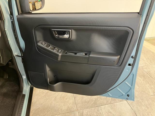 タフトＧ　ダーククロムベンチャー　レーダークルコン　届出済未使用車衝突被害軽減ブレーキ　コーナーセンサー　バックカメラ（ナビ装着時用）　前席シートヒーター　電動パーキング　クルーズコントロール　ＬＥＤ　オートライト　オートエアコン　スマートキー　エコアイドル（滋賀県）の中古車