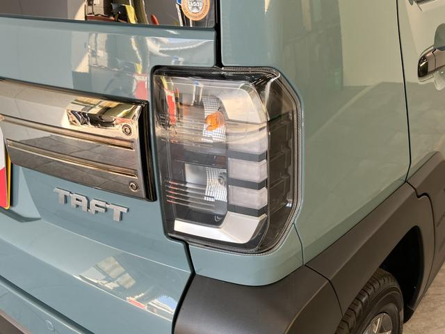 タフトＧ　ダーククロムベンチャー　レーダークルコン　届出済未使用車衝突被害軽減ブレーキ　コーナーセンサー　バックカメラ（ナビ装着時用）　前席シートヒーター　電動パーキング　クルーズコントロール　ＬＥＤ　オートライト　オートエアコン　スマートキー　エコアイドル（滋賀県）の中古車