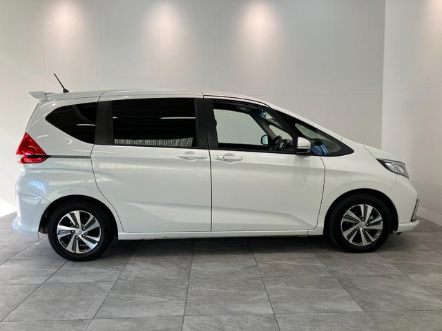 フリード＋Ｇ・ホンダセンシング　９型ナビ　バックカメラ　ドラレコ追突被害軽減ブレーキ　９型フルセグナビ　バックカメラ　ドラレコ　ＥＴＣ　ＤＶＤ　Ｂｌｕｅｔｏｏｔｈ　ＵＳＢ　レーダークルコン　シートヒーター　両側電動スライドドア　ＬＥＤ　オートライト　スマートキー（滋賀県）の中古車