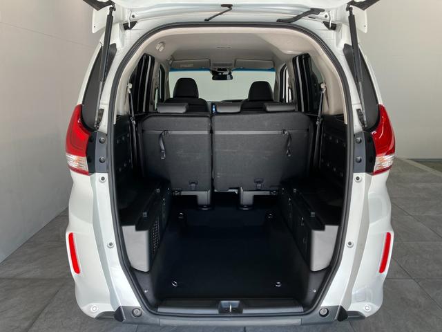 フリード＋Ｇ・ホンダセンシング　９型ナビ　バックカメラ　ドラレコ追突被害軽減ブレーキ　９型フルセグナビ　バックカメラ　ドラレコ　ＥＴＣ　ＤＶＤ　Ｂｌｕｅｔｏｏｔｈ　ＵＳＢ　レーダークルコン　シートヒーター　両側電動スライドドア　ＬＥＤ　オートライト　スマートキー（滋賀県）の中古車