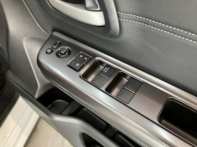 フリード＋Ｇ・ホンダセンシング　９型ナビ　バックカメラ　ドラレコ追突被害軽減ブレーキ　９型フルセグナビ　バックカメラ　ドラレコ　ＥＴＣ　ＤＶＤ　Ｂｌｕｅｔｏｏｔｈ　ＵＳＢ　レーダークルコン　シートヒーター　両側電動スライドドア　ＬＥＤ　オートライト　スマートキー（滋賀県）の中古車