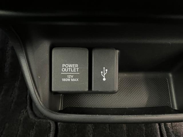 フリード＋Ｇ・ホンダセンシング　９型ナビ　バックカメラ　ドラレコ追突被害軽減ブレーキ　９型フルセグナビ　バックカメラ　ドラレコ　ＥＴＣ　ＤＶＤ　Ｂｌｕｅｔｏｏｔｈ　ＵＳＢ　レーダークルコン　シートヒーター　両側電動スライドドア　ＬＥＤ　オートライト　スマートキー（滋賀県）の中古車