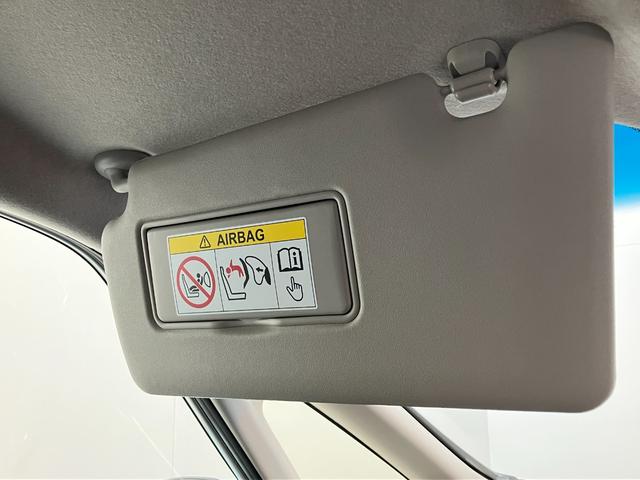 フリード＋Ｇ・ホンダセンシング　９型ナビ　バックカメラ　ドラレコ追突被害軽減ブレーキ　９型フルセグナビ　バックカメラ　ドラレコ　ＥＴＣ　ＤＶＤ　Ｂｌｕｅｔｏｏｔｈ　ＵＳＢ　レーダークルコン　シートヒーター　両側電動スライドドア　ＬＥＤ　オートライト　スマートキー（滋賀県）の中古車