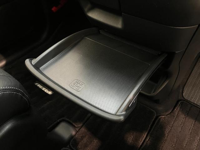 フリード＋Ｇ・ホンダセンシング　９型ナビ　バックカメラ　ドラレコ追突被害軽減ブレーキ　９型フルセグナビ　バックカメラ　ドラレコ　ＥＴＣ　ＤＶＤ　Ｂｌｕｅｔｏｏｔｈ　ＵＳＢ　レーダークルコン　シートヒーター　両側電動スライドドア　ＬＥＤ　オートライト　スマートキー（滋賀県）の中古車