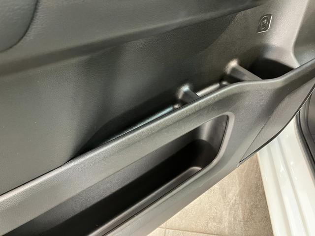 フリード＋Ｇ・ホンダセンシング　９型ナビ　バックカメラ　ドラレコ追突被害軽減ブレーキ　９型フルセグナビ　バックカメラ　ドラレコ　ＥＴＣ　ＤＶＤ　Ｂｌｕｅｔｏｏｔｈ　ＵＳＢ　レーダークルコン　シートヒーター　両側電動スライドドア　ＬＥＤ　オートライト　スマートキー（滋賀県）の中古車