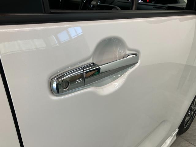 タントカスタムＸ　ＣＤステレオ　両側電動スライドドア　ＬＥＤ衝突被害軽減ブレーキ　コーナーセンサー　バックカメラ（ナビ装着時用）　両側電動スライドドア　前席シートヒーター　電動パーキングブレーキ　ＬＥＤ　オートライト　オートエアコン　スマートキー　エコアイドル（滋賀県）の中古車