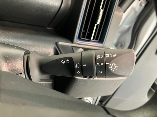 タントカスタムＸ　ＣＤステレオ　両側電動スライドドア　ＬＥＤ衝突被害軽減ブレーキ　コーナーセンサー　バックカメラ（ナビ装着時用）　両側電動スライドドア　前席シートヒーター　電動パーキングブレーキ　ＬＥＤ　オートライト　オートエアコン　スマートキー　エコアイドル（滋賀県）の中古車