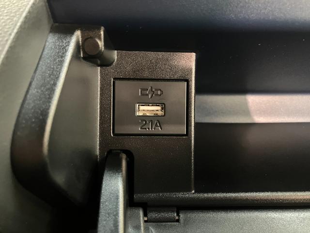 タントカスタムＸ　ＣＤステレオ　両側電動スライドドア　ＬＥＤ衝突被害軽減ブレーキ　コーナーセンサー　バックカメラ（ナビ装着時用）　両側電動スライドドア　前席シートヒーター　電動パーキングブレーキ　ＬＥＤ　オートライト　オートエアコン　スマートキー　エコアイドル（滋賀県）の中古車