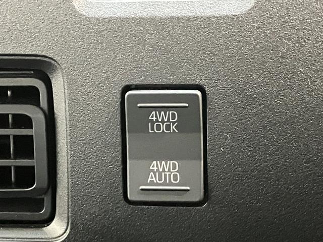 ハイゼットカーゴＤＸ　パートタイム４ＷＤ　ＣＶＴ　コーナーセンサー　キーレス衝突被害軽減ブレーキ　スマアシ　コーナーセンサー　キーレス　前席パワーウインドウ　ＡＭ／ＦＭステレオ　両側スライドドア　パートタイム４ＷＤ　ＣＶＴ車　オートライト（滋賀県）の中古車