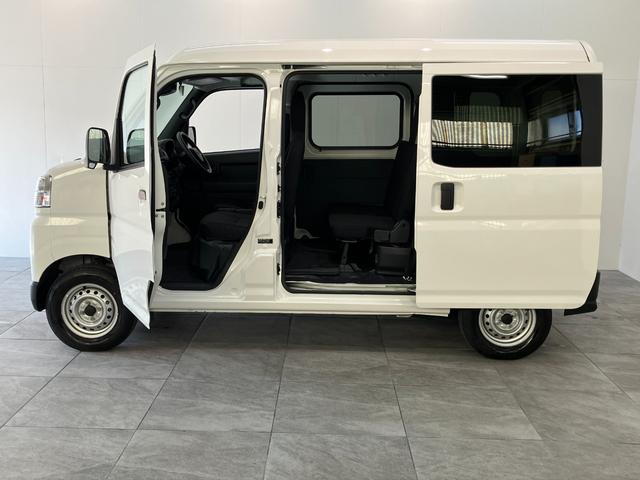 ハイゼットカーゴＤＸ　パートタイム４ＷＤ　ＣＶＴ　コーナーセンサー　キーレス衝突被害軽減ブレーキ　スマアシ　コーナーセンサー　キーレス　前席パワーウインドウ　ＡＭ／ＦＭステレオ　両側スライドドア　パートタイム４ＷＤ　ＣＶＴ車　オートライト（滋賀県）の中古車