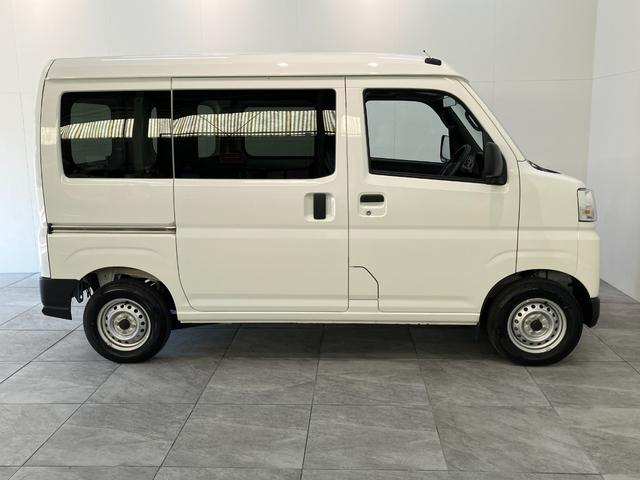 ハイゼットカーゴＤＸ　パートタイム４ＷＤ　ＣＶＴ　コーナーセンサー　キーレス衝突被害軽減ブレーキ　スマアシ　コーナーセンサー　キーレス　前席パワーウインドウ　ＡＭ／ＦＭステレオ　両側スライドドア　パートタイム４ＷＤ　ＣＶＴ車　オートライト（滋賀県）の中古車