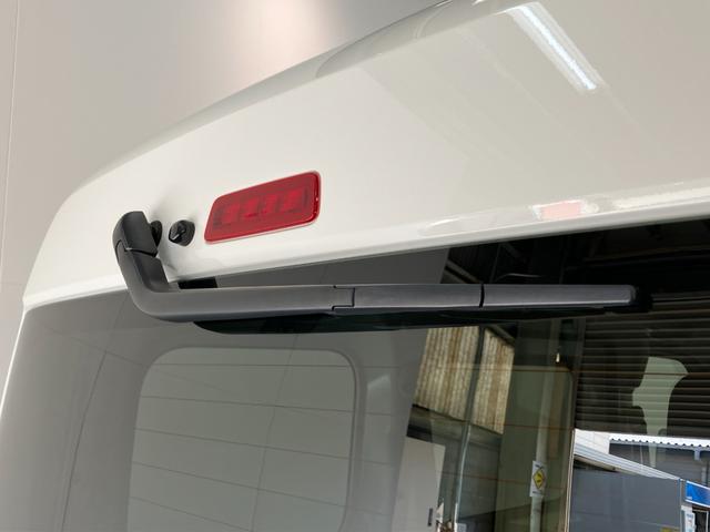 ハイゼットカーゴＤＸ　パートタイム４ＷＤ　ＣＶＴ　コーナーセンサー　キーレス衝突被害軽減ブレーキ　スマアシ　コーナーセンサー　キーレス　前席パワーウインドウ　ＡＭ／ＦＭステレオ　両側スライドドア　パートタイム４ＷＤ　ＣＶＴ車　オートライト（滋賀県）の中古車