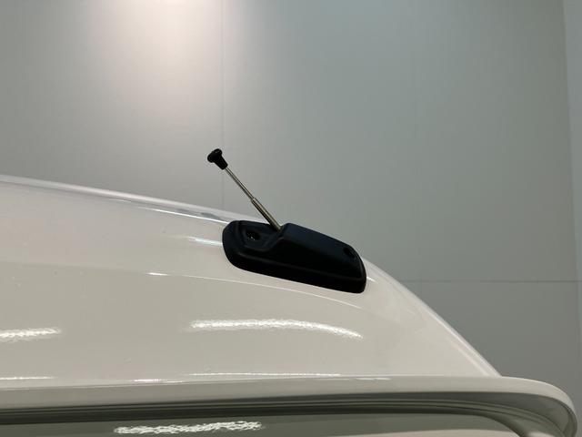 ハイゼットカーゴＤＸ　パートタイム４ＷＤ　ＣＶＴ　コーナーセンサー　キーレス衝突被害軽減ブレーキ　スマアシ　コーナーセンサー　キーレス　前席パワーウインドウ　ＡＭ／ＦＭステレオ　両側スライドドア　パートタイム４ＷＤ　ＣＶＴ車　オートライト（滋賀県）の中古車